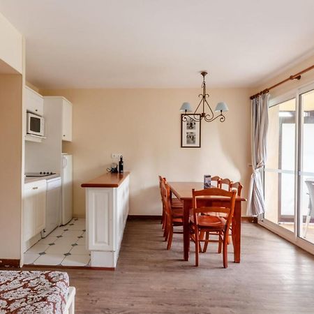 Nice 2-Br In A Residence With Pool - Deauville - Welkeys Exteriör bild